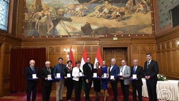 Átadták a Kallós Zoltán Külhoni Magyarságért Díjat: Az elismerésben három vajdasági szervezet is részesült - illusztráció